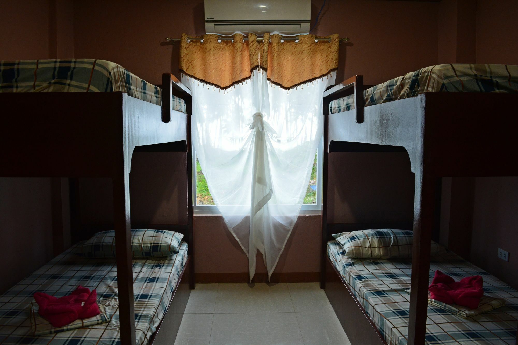 OYO 712 Island Hop Nido Hostel El Nido Buitenkant foto