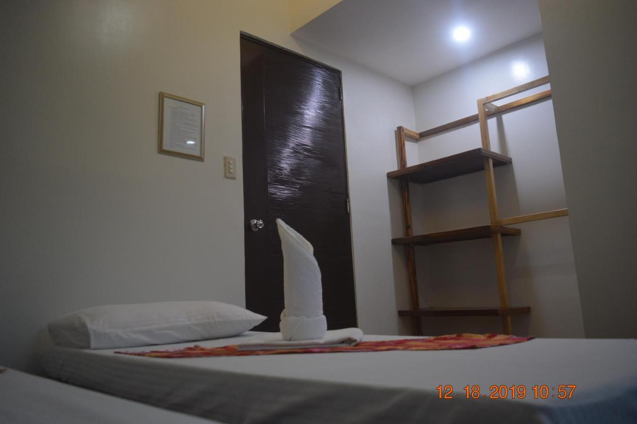 OYO 712 Island Hop Nido Hostel El Nido Buitenkant foto